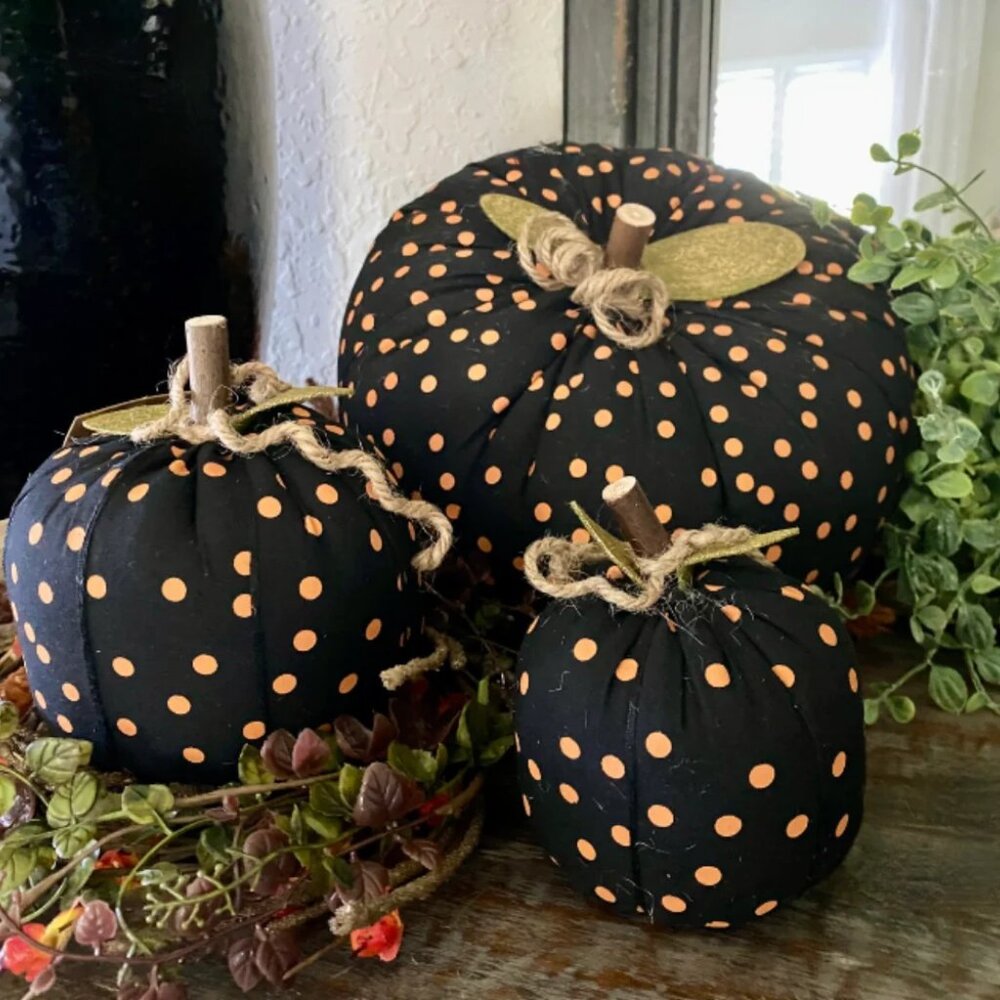 Patterned Fabric Pumpkin/Orange Polka Dot-Large/NWT - Picture 2 of 10